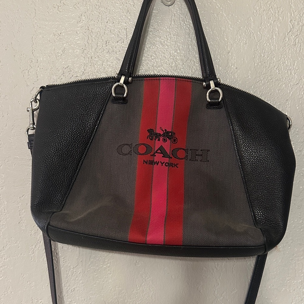 🖤COACH PURSE🩷